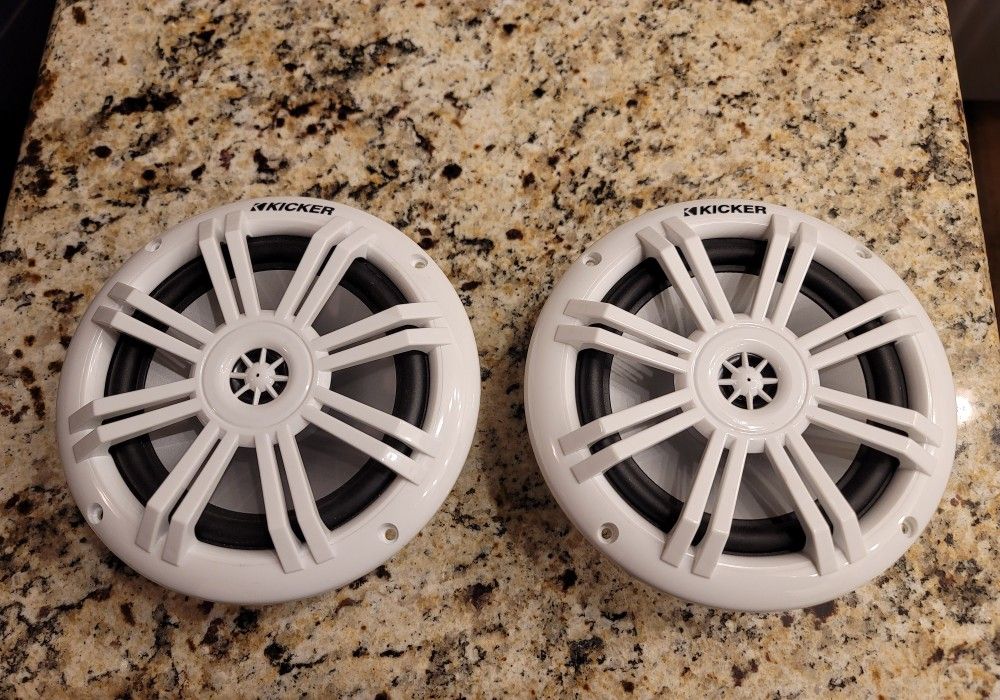 Brand new Kicker Marine 6.5" White boat powersport speakers car audio