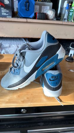 Nike Air Max golf shoes
