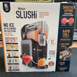 Ninja SLUSHi Professional Frozen Slushie Machine 88oz Black FS301