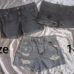 Women's Size 18 Shorts Bundle