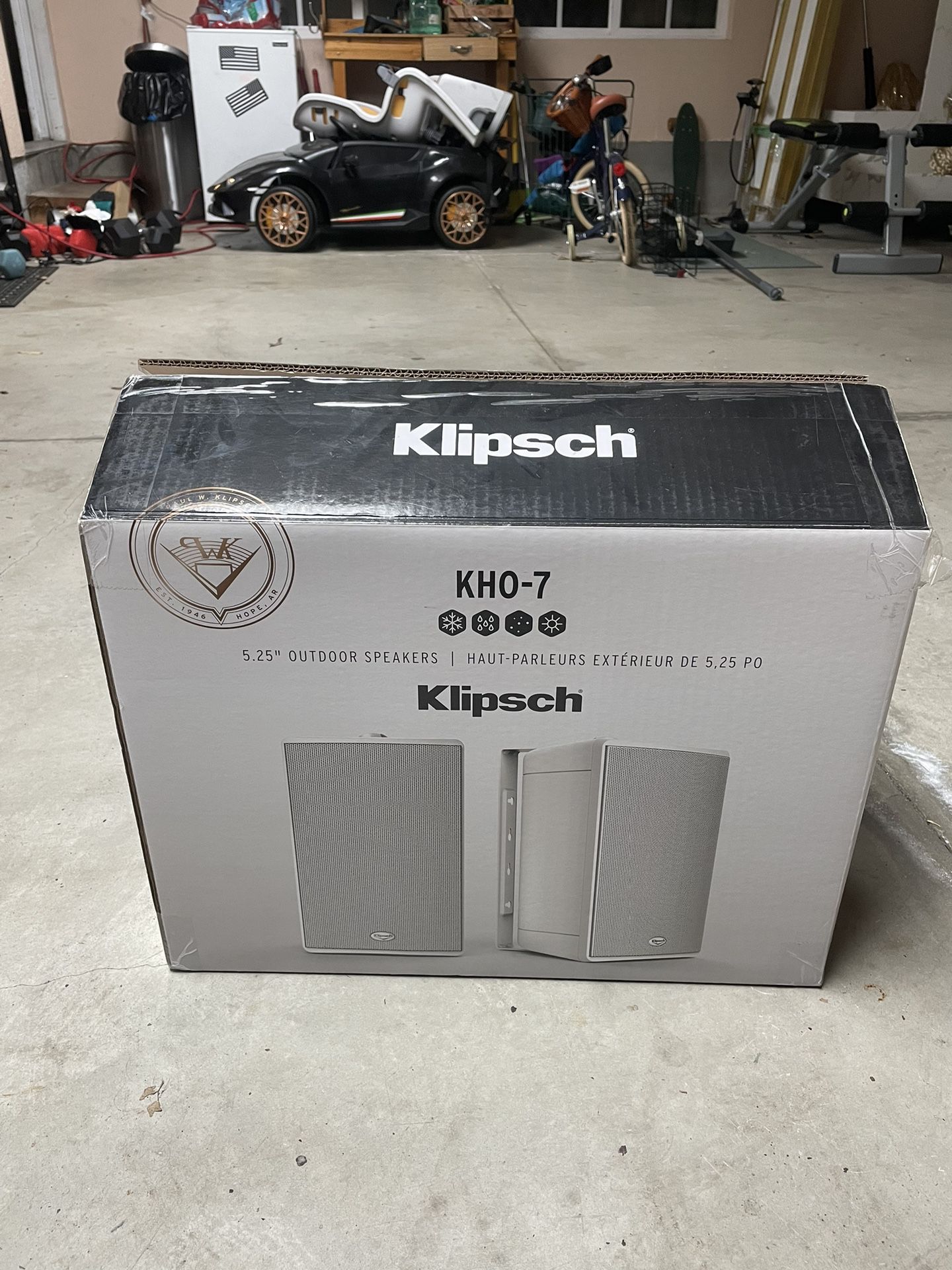 Klipsch Indoor Outdoor Speaker AW 525 Pair