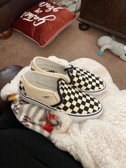 5.5 girls vans.
