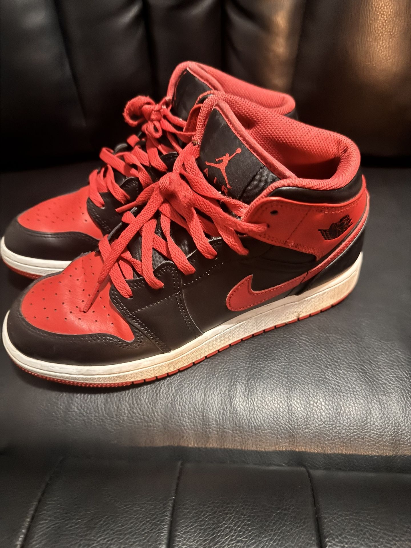 Red Jordan 1s Size 6 For Kids $20