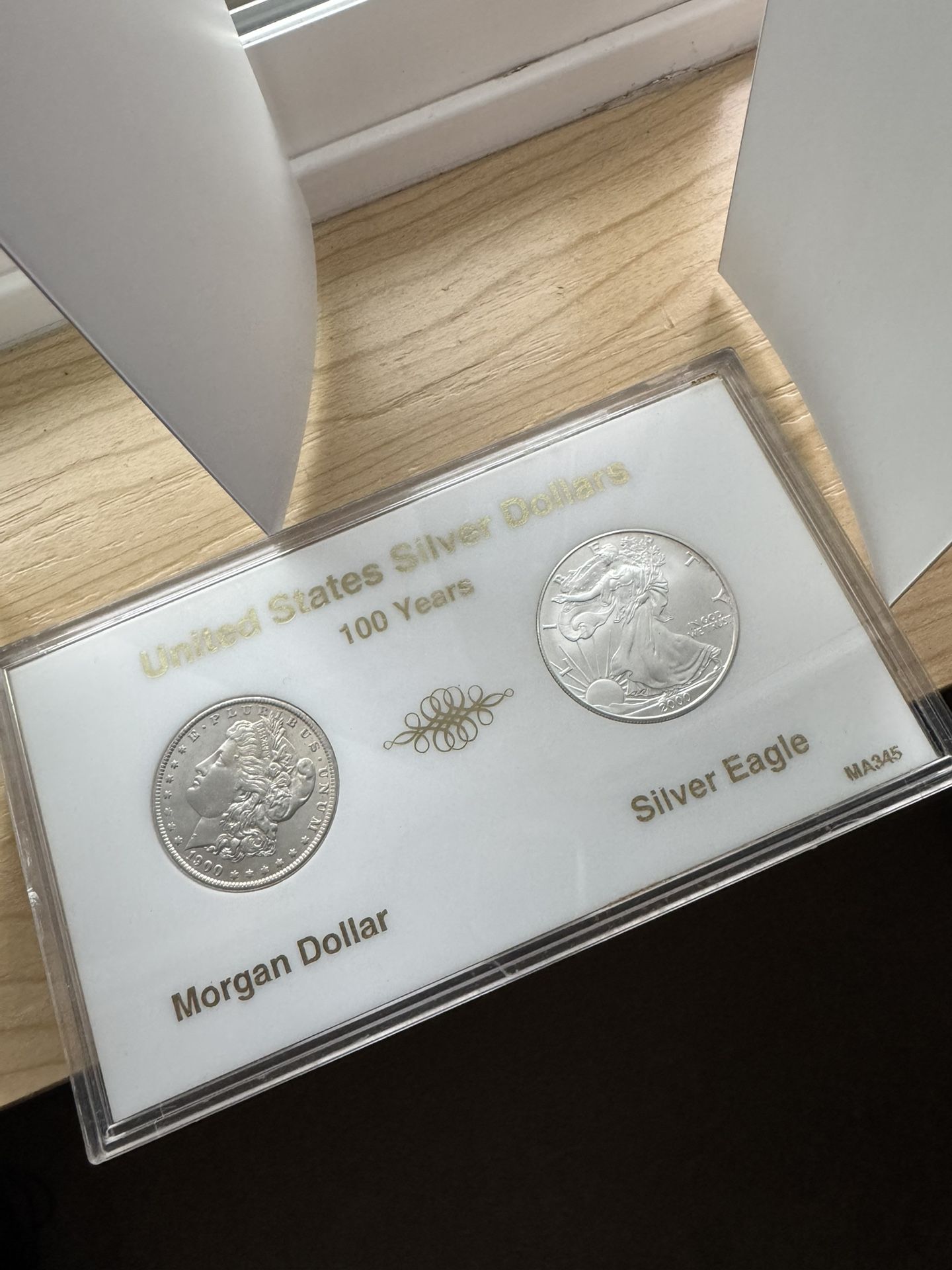United States Silver Dollars (100 YEAR )