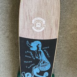 Madd Gear Australia Cruiser Longboard Skateboard Surfer Girl 32"X9" 600-219 New