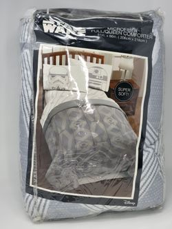 New in package Disney Star Wars Jay Franco full/queen comforter