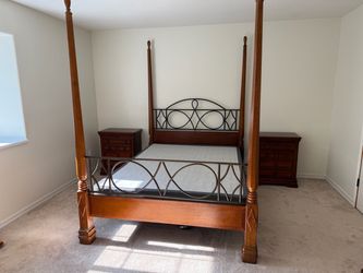 Alexander Julian Bedroom Set