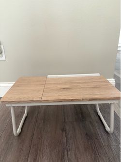 Portable desk stand