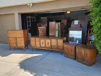 Mid Century Dresser Set