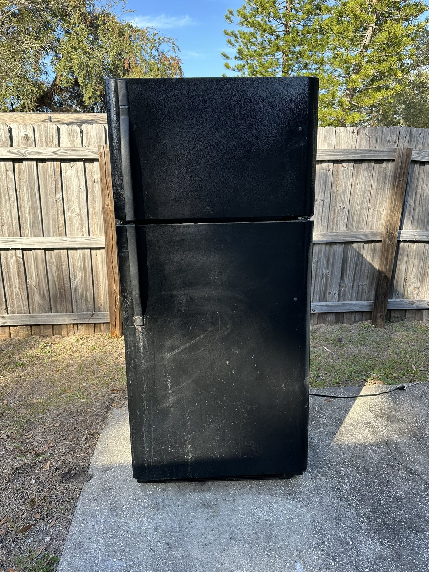 Black refrigerator Kenmore