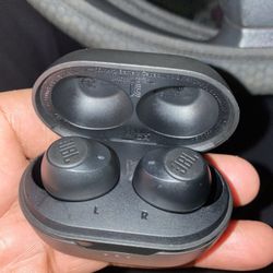 JBL Earbuds