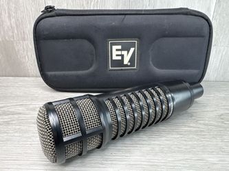 Electro-Voice RE320 Variable-D Dynamic Cardioid Microphone(A1D033278)