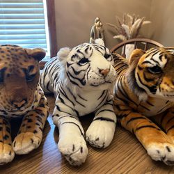 Tigers - Plush Animals set of 3 - large - 28" long - room / party decor   Cheetah pattern tiger needs back stitched 