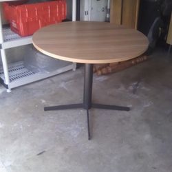Round table