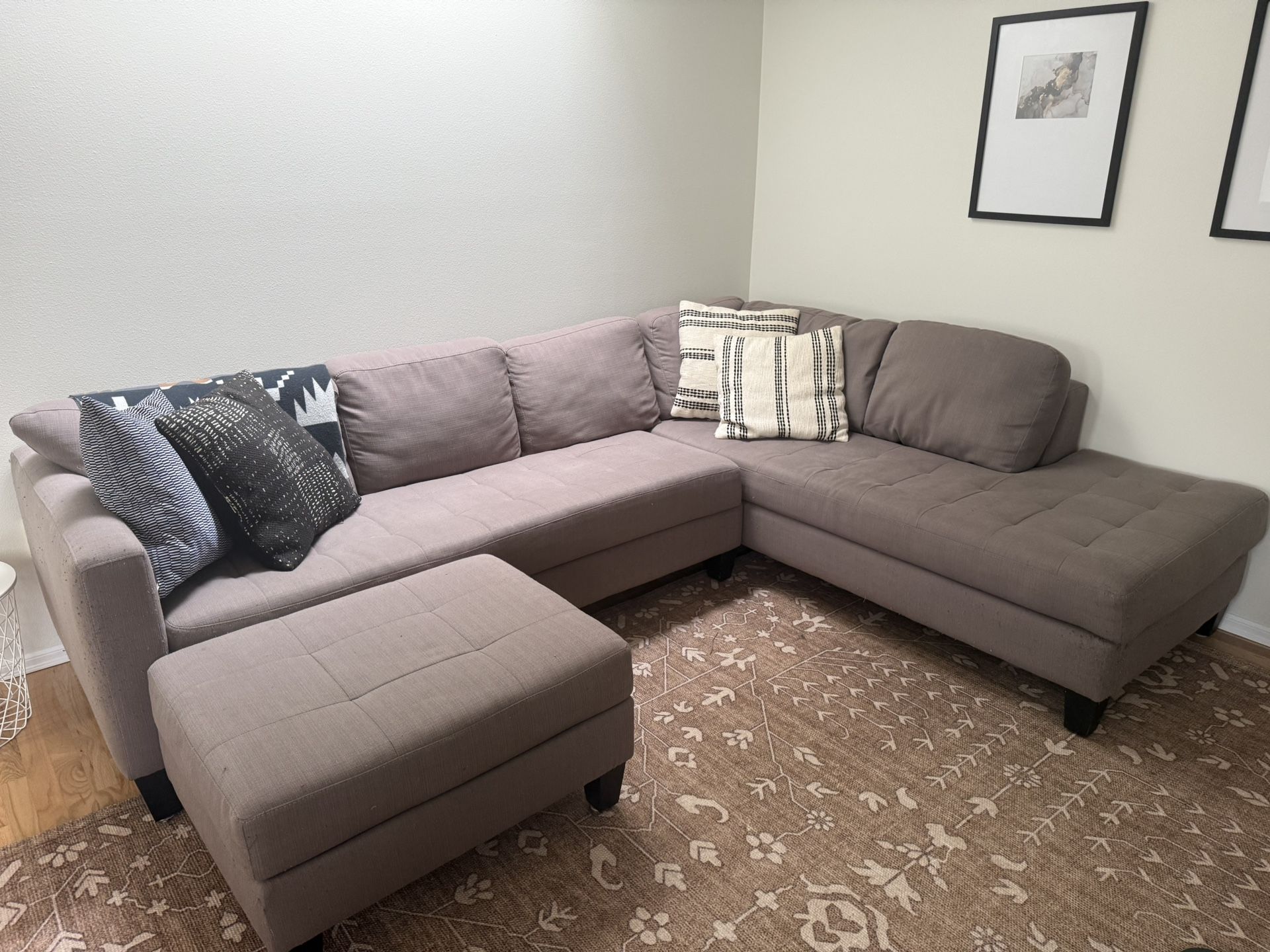 Free Big Sectional Couch With Ottoman