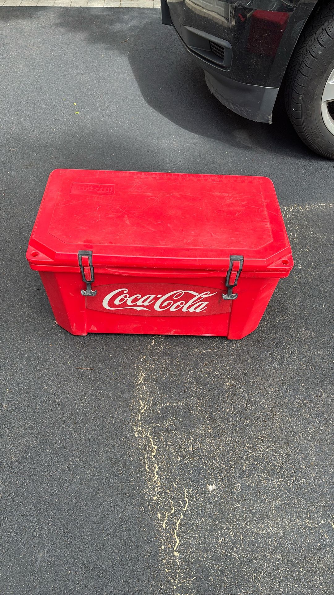 Grizzly Coolers 60 Coca Cola Bear Protection Camping
