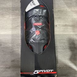 Fly 5 Pivot Knee Guards Black