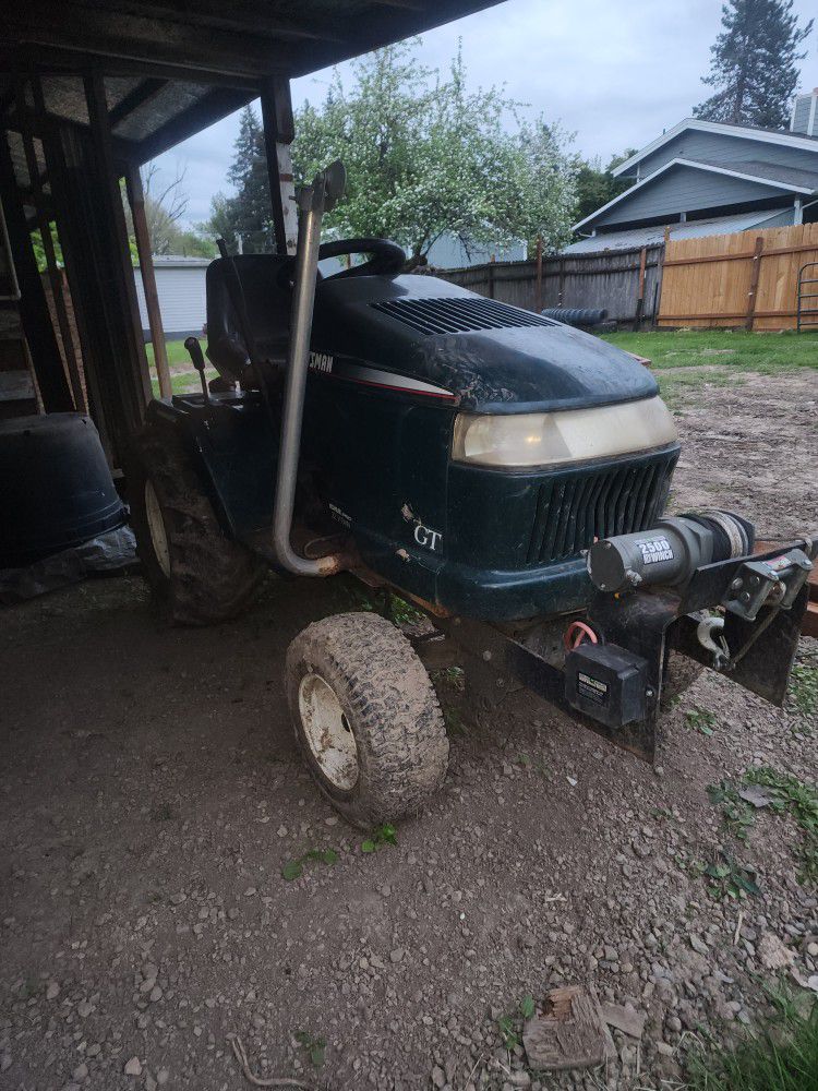 Craftsman Gt Garden Tractor With Attachments 
