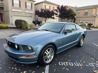 2005 Ford Mustang