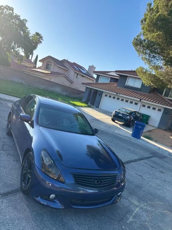 Custom Car Vinyl Wrap