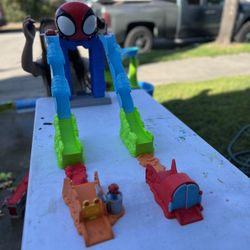 Spidey And Friends Racetrack 