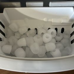 Countertop Ice Creamer