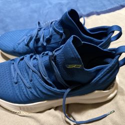 Under Armour Curry 5 model