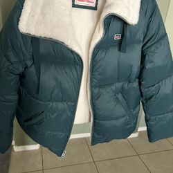 Levi’s Women’s Puffer Jacket/coat (Large) - Great Condition
