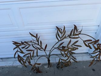 1960’s Italian Hollywood Regency Gilt Metal Wall Sculpture of Branches & Leaves