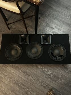 Car speaker system with amps