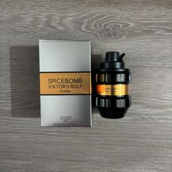(NEW)Viktor&Rolf Spicebomb Extreme Eau De Parfum