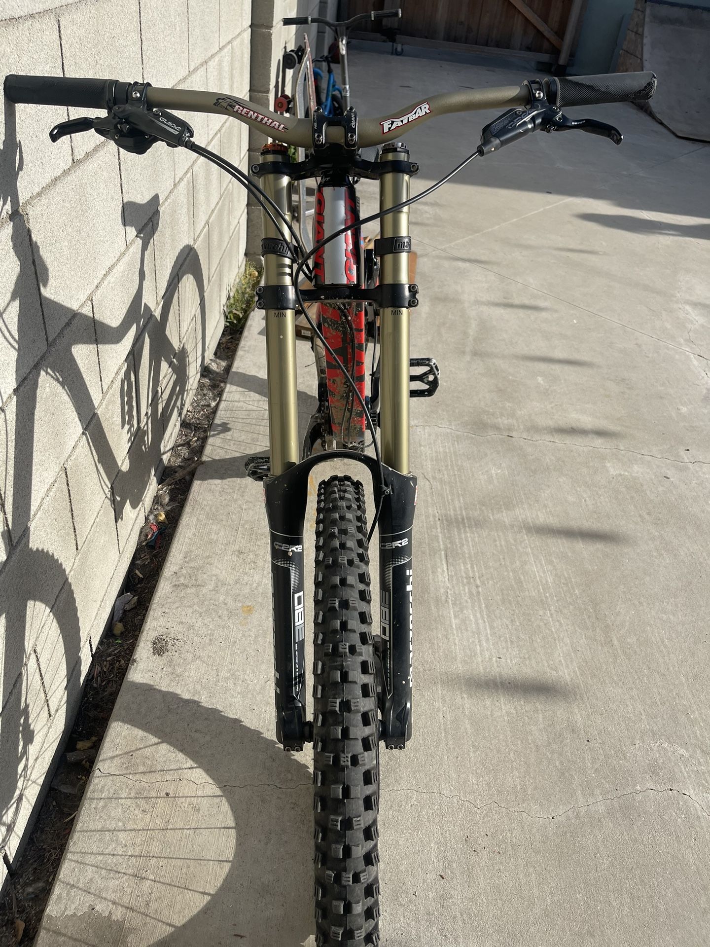 Giant Glory , Medium Frame for Sale in San Pedro, CA - OfferUp