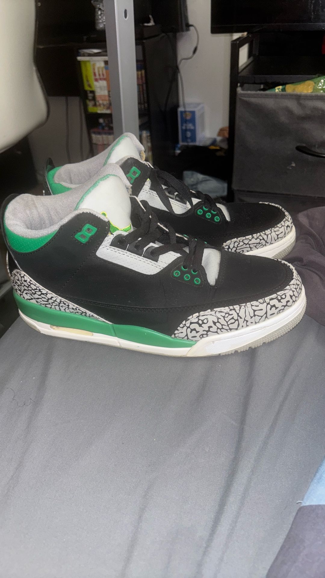 Air Jordan 3s Pine Green