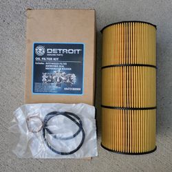 Genuine Detroit DD15 Oil Filter Kit