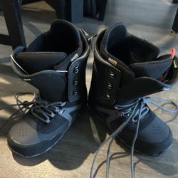 Burton Kendo Boots Men’s Black/Gray, Size 11.5 