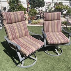2 Metal Outdoor Chairs With Cushion