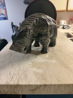 Marble Carved Bear Onyx