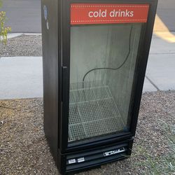 True Manufacturing Co GDM Refrigerator