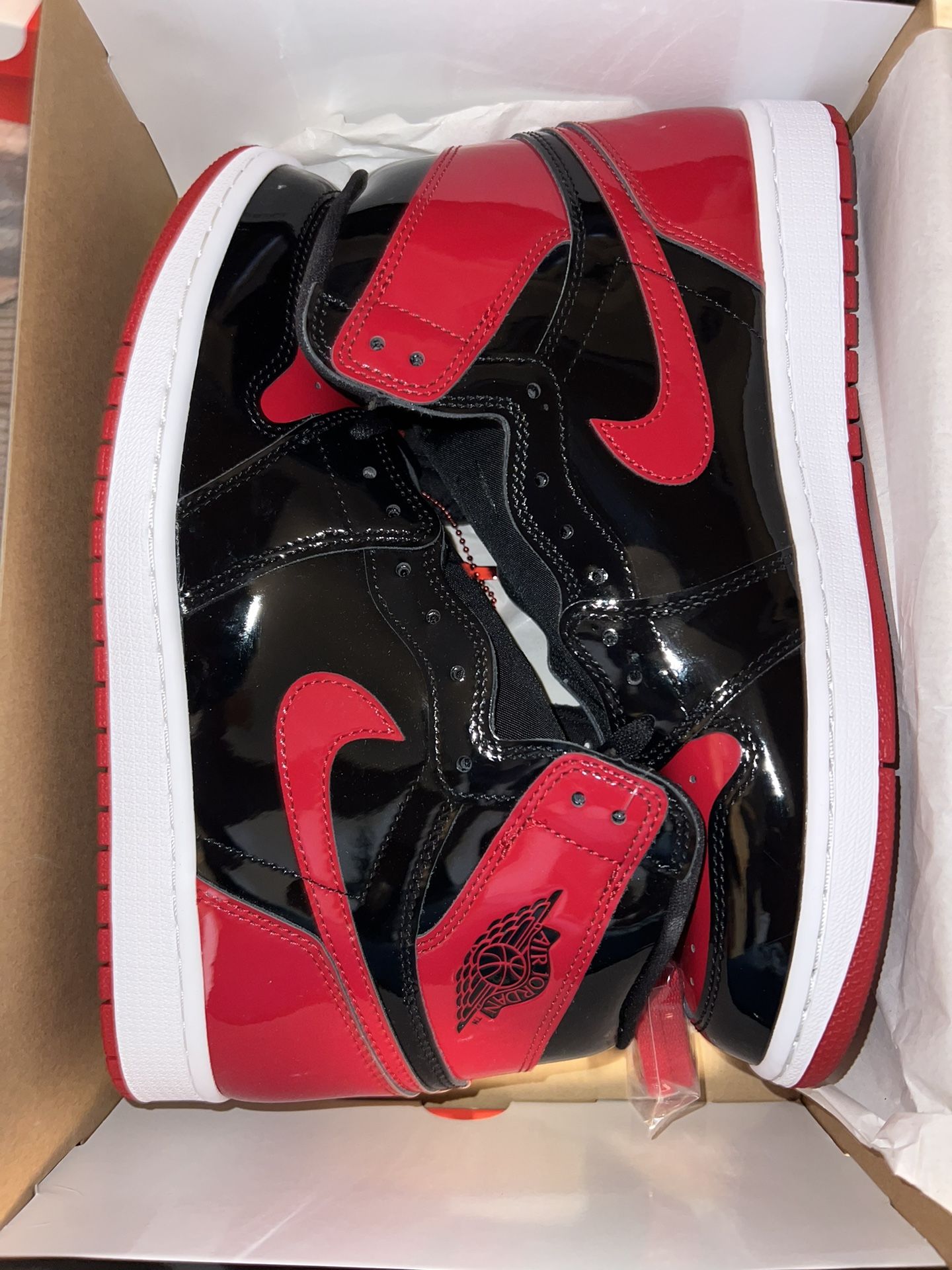 Jordan 1 Patent Bred 