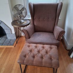 Vintage Looking Leather Chair