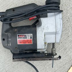 Jig Saw And Replacement Saws
