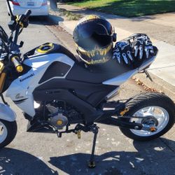 2020  Clean Kawasaki Pro Z125 Sport Edition