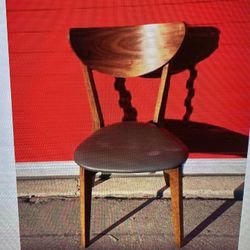 Mid Century Modern - Chair 