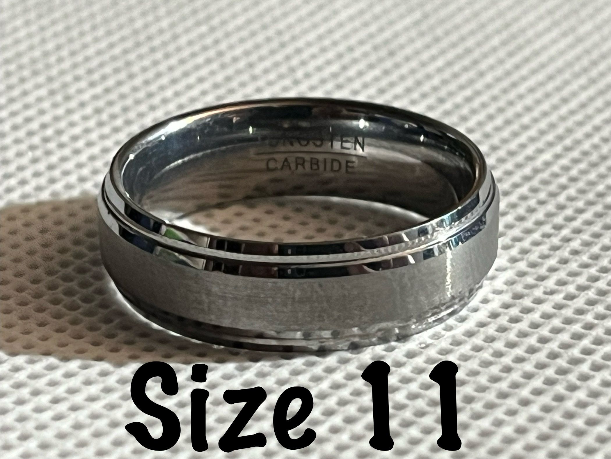 Beautiful Silver Colored Tungsten Carbide Men’s Ring