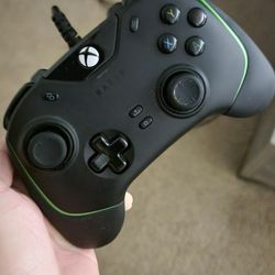 Xbox Pro Controller, Razer Wolverine