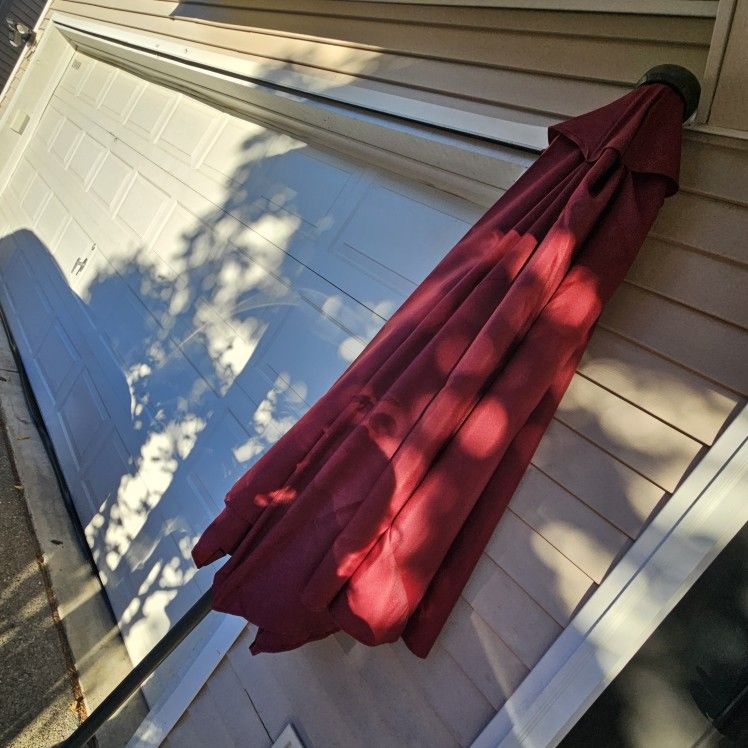 Patio Umbrella With Solar Lighting - Like New