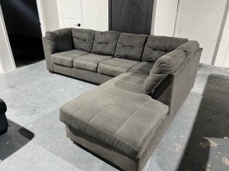 SECTIONAL COUCH SOFA