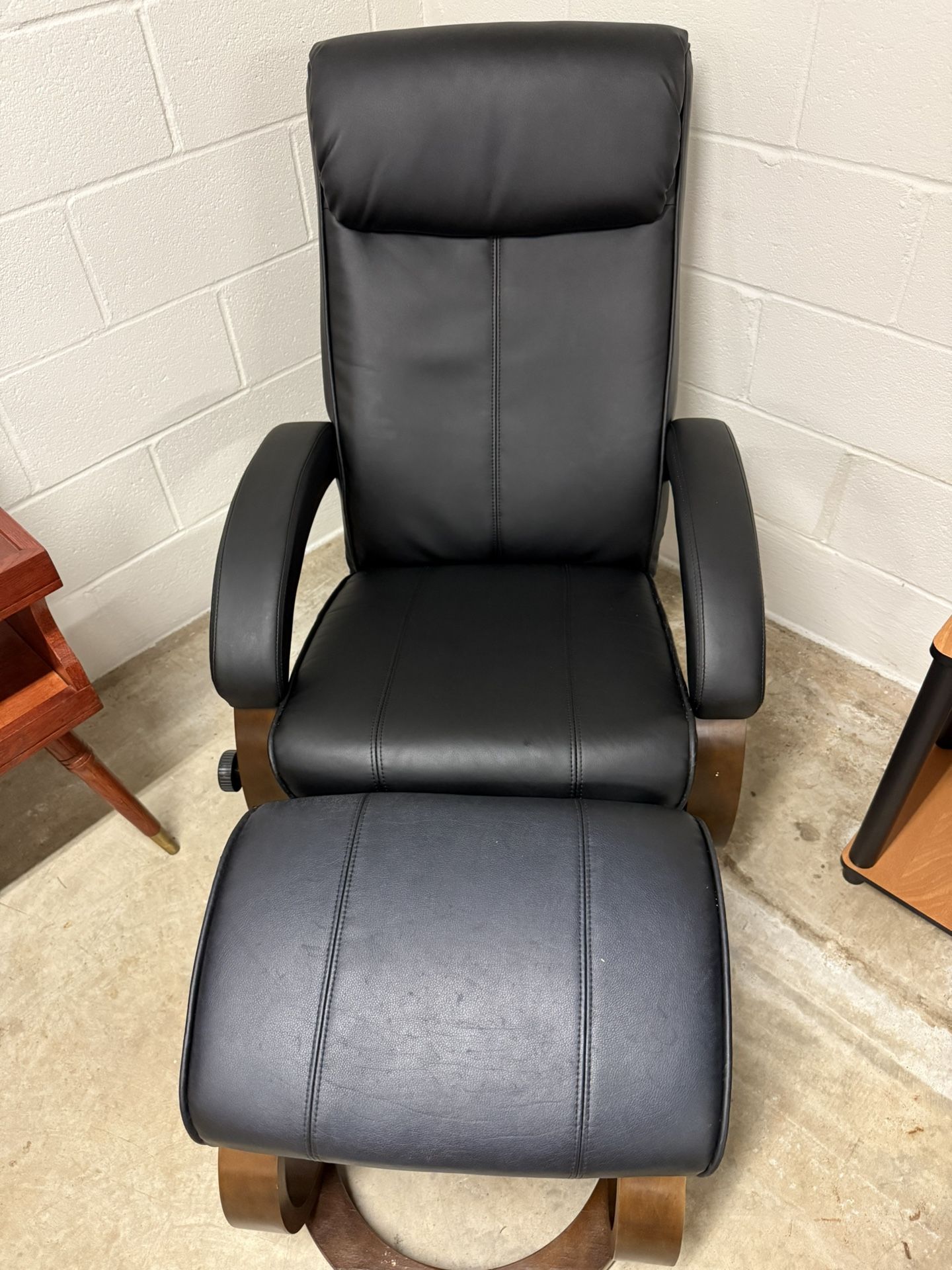 Chair And Foot Ottoman 