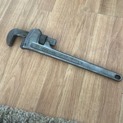 RIDGE  Tool Pipe Wrench 