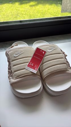 Men’s Nike Asuna Slide Pearl White/Sail Sail BRAND NEW NEVER WORN DISCONTINUED